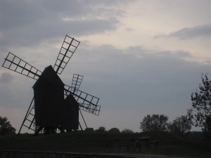 Väderkvarnar i motljus, ett återkommande motiv
