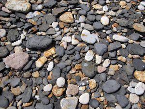 Stenar vid stranden i Grönhögen
