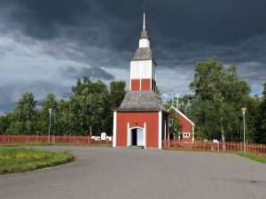 Jukkasjärvis vackra kyrka med målningar av Bros Hjort